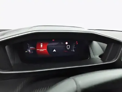 Photo 9 Peugeot 2008  PureTech 130 S&S BVM6