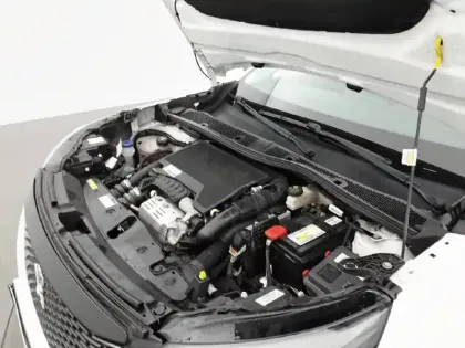 Photo 14 Peugeot 2008  PureTech 130 S&S BVM6