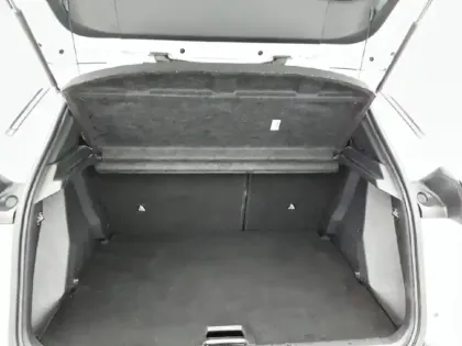 Photo 5 Peugeot 2008  PureTech 130 S&S BVM6