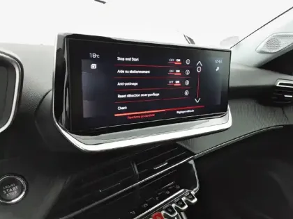 Photo 18 Peugeot 2008  PureTech 130 S&S BVM6