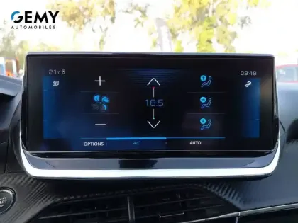 Photo 15 Peugeot 208  PureTech 100 S&S BVM6