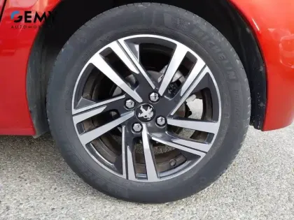 Photo 10 Peugeot 208  PureTech 100 S&S BVM6