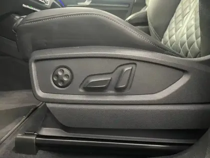 Photo 64 Audi Q5  Sportback 55 TFSIe 367 S tronic 7 Quattro