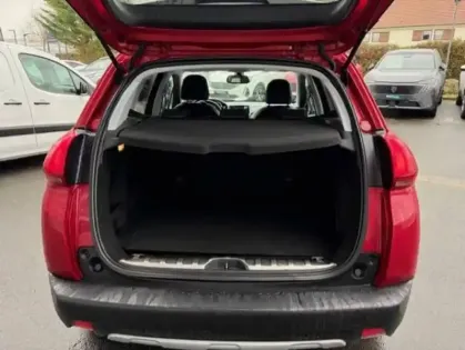 Photo 4 Peugeot 2008  BlueHDi 100ch S&S BVM5