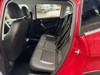 Photo 5 Peugeot 2008  BlueHDi 100ch S&S BVM5