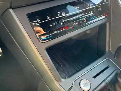 Photo 33 Volkswagen Taigo  1.0 TSI 116 DSG7