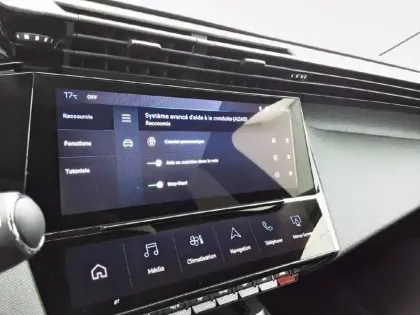 Photo 41 Peugeot 308  SW PureTech 130ch S&S BVM6