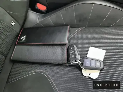 Photo 15 DS DS 4  BlueHDi 130 EAT8 Performance Line
