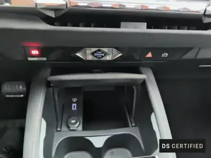 Photo 12 DS DS 4  BlueHDi 130 EAT8 Performance Line