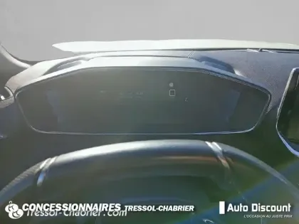 Photo 20 Peugeot 2008  BlueHDi 100 S&S BVM6 GT Line