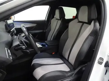 Photo 6 Peugeot 3008  HYBRID 225ch GT e-EAT8