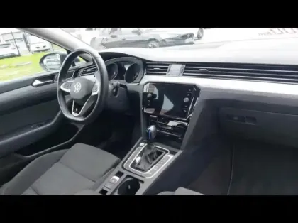 Photo 9 Volkswagen Passat  SW 2.0 TDI EVO 150ch Business DSG7 8cv