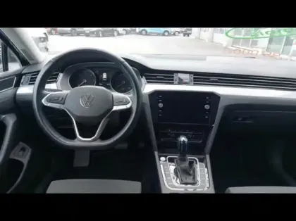 Photo 8 Volkswagen Passat  SW 2.0 TDI EVO 150ch Business DSG7 8cv