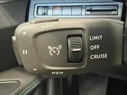 Photo 13 Peugeot 3008  1.5 BlueHDi 130ch S&S Allure EAT8