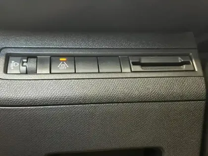 Photo 12 Peugeot 3008  1.5 BlueHDi 130ch S&S Allure EAT8