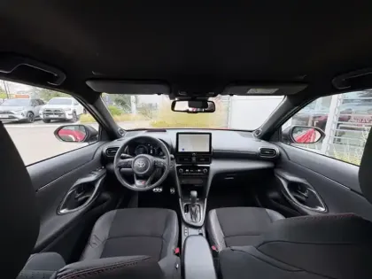 Photo 10 Toyota Yaris Hybride 1.5 HYBRID 130H GR SPORT AUTO 2W