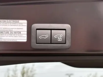 Photo 5 Toyota Yaris Hybride 1.5 HYBRID 130H GR SPORT AUTO 2W