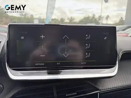 Photo 13 Peugeot 2008  PureTech 130 S&S EAT8