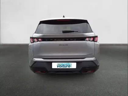 Photo 39 Peugeot 5008  Hybrid 136 e-DCS6