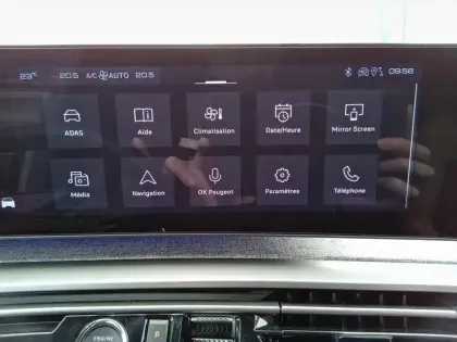 Photo 46 Peugeot 5008  Hybrid 136 e-DCS6