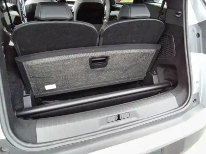 Photo 51 Peugeot 5008  Hybrid 136 e-DCS6