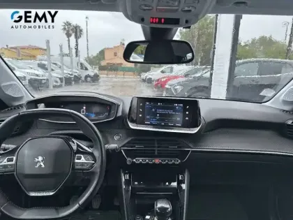 Photo 38 Peugeot 208  PureTech 100 S&S BVM6