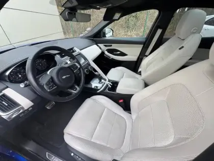 Photo 8 Jaguar E-Pace  2.0 - 300 ch AWD BVA