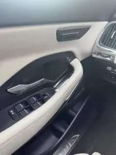 Photo 14 Jaguar E-Pace  2.0 - 300 ch AWD BVA