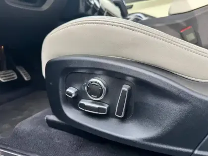 Photo 22 Jaguar E-Pace  2.0 - 300 ch AWD BVA