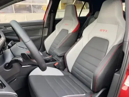 Photo 6 Volkswagen Golf  2.0 TSI 245 DSG7