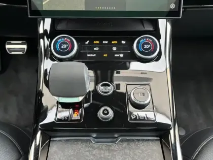 Photo 48 Land rover Range Rover Sport  P510e 3.0L i6 PHEV 510ch