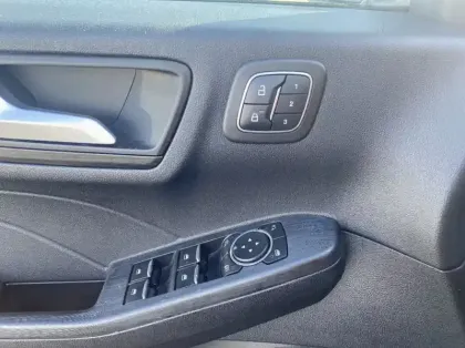 Photo 5 Ford Kuga 2.5 Duratec 225ch PHEV Vignale BVA