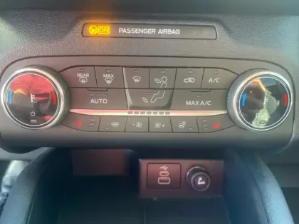 Photo 4 Ford Kuga 2.5 Duratec 225ch PHEV Vignale BVA