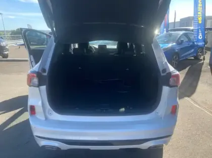 Photo 10 Ford Kuga 2.5 Duratec 225ch PHEV Vignale BVA