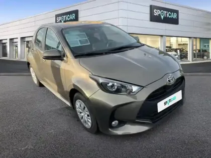 Photo 2 Toyota Yaris  116h Dynamic Business 5p +