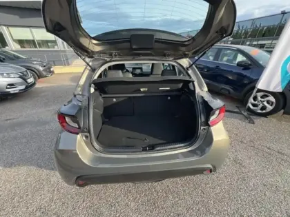 Photo 5 Toyota Yaris  116h Dynamic Business 5p +