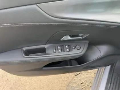 Photo 12 Opel Mokka  1.2 Turbo Hybrid 145ch GS e-DCT6