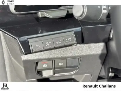 Photo 23 Renault Espace  1.2 E-Tech full hybrid 200ch Techno 7 places - 24