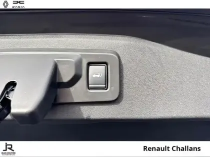 Photo 21 Renault Espace  1.2 E-Tech full hybrid 200ch Techno 7 places - 24