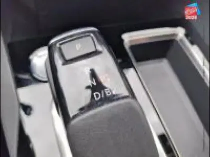 Photo 9 Peugeot 3008  HYBRID 225ch GT Line e-EAT8 10cv