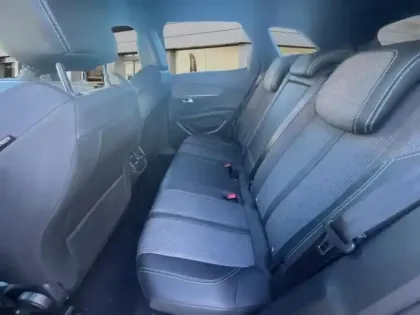 Photo 9 Peugeot 3008  1.2 PureTech 130ch S&S Allure Pack EAT8