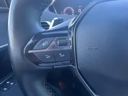 Photo 12 Peugeot 3008  1.2 PureTech 130ch S&S Allure Pack EAT8