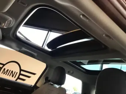 Photo 2 Mini Mini  Cooper SE 184ch Edition Camden BVA 5CV