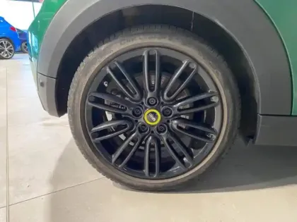 Photo 24 Mini Mini  Cooper SE 184ch Edition Camden BVA 5CV