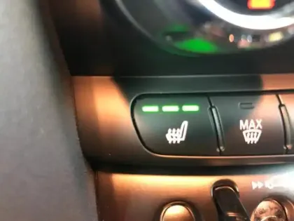 Photo 3 Mini Mini  Cooper SE 184ch Edition Camden BVA 5CV