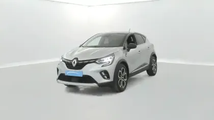 Photo Renault Captur E-tech Plug-in 160 Intens 5p