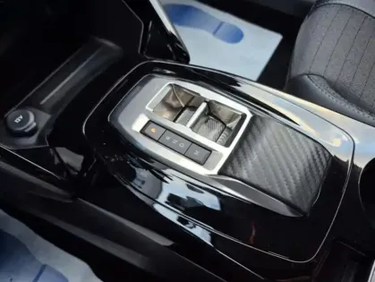 Photo 4 Peugeot 208 II PureTech 100 S&amp;S EAT8 Allure