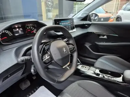 Photo 19 Peugeot 208 II PureTech 100 S&amp;S EAT8 Allure