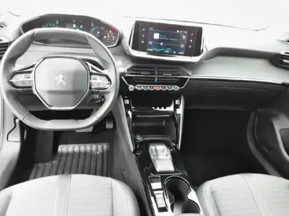 Photo 33 Peugeot 208  Electrique 50 kWh 136ch