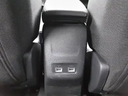 Photo 44 Peugeot 208  Electrique 50 kWh 136ch